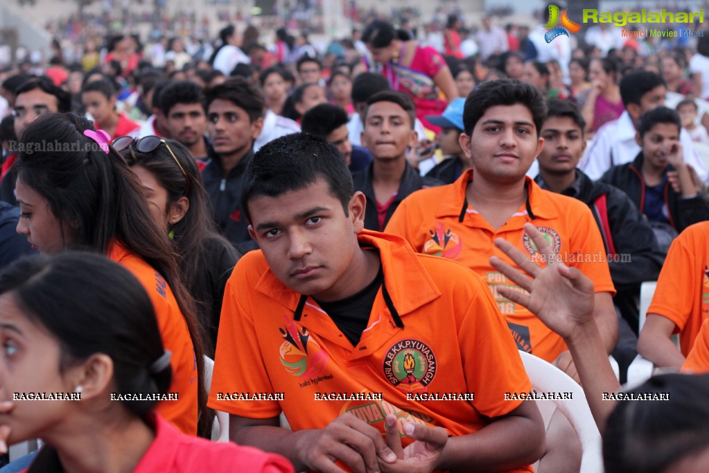 Biggest Dandiya/Garba Competition at Yuva Olympiad 2016