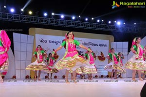 Biggest Dandiya Garba Dance