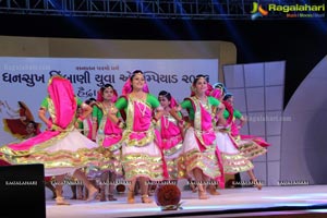 Biggest Dandiya Garba Dance