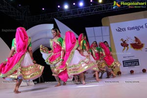 Biggest Dandiya Garba Dance