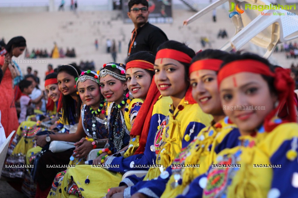 Biggest Dandiya/Garba Competition at Yuva Olympiad 2016