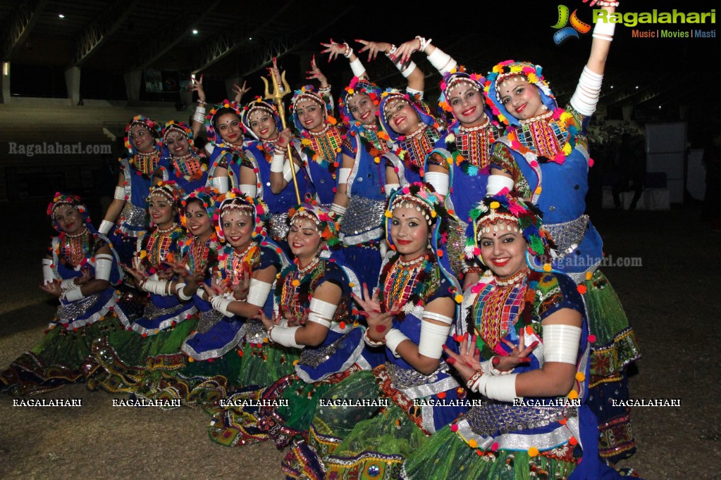 Biggest Dandiya/Garba Competition at Yuva Olympiad 2016