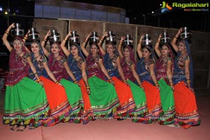 Biggest Dandiya Garba Dance