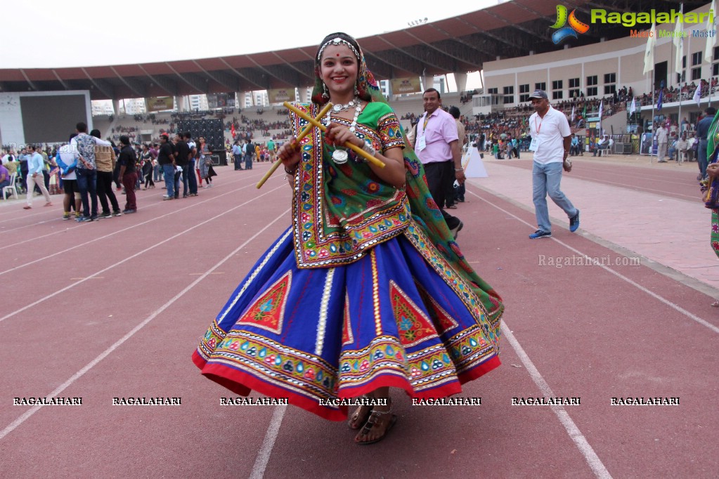 Biggest Dandiya/Garba Competition at Yuva Olympiad 2016