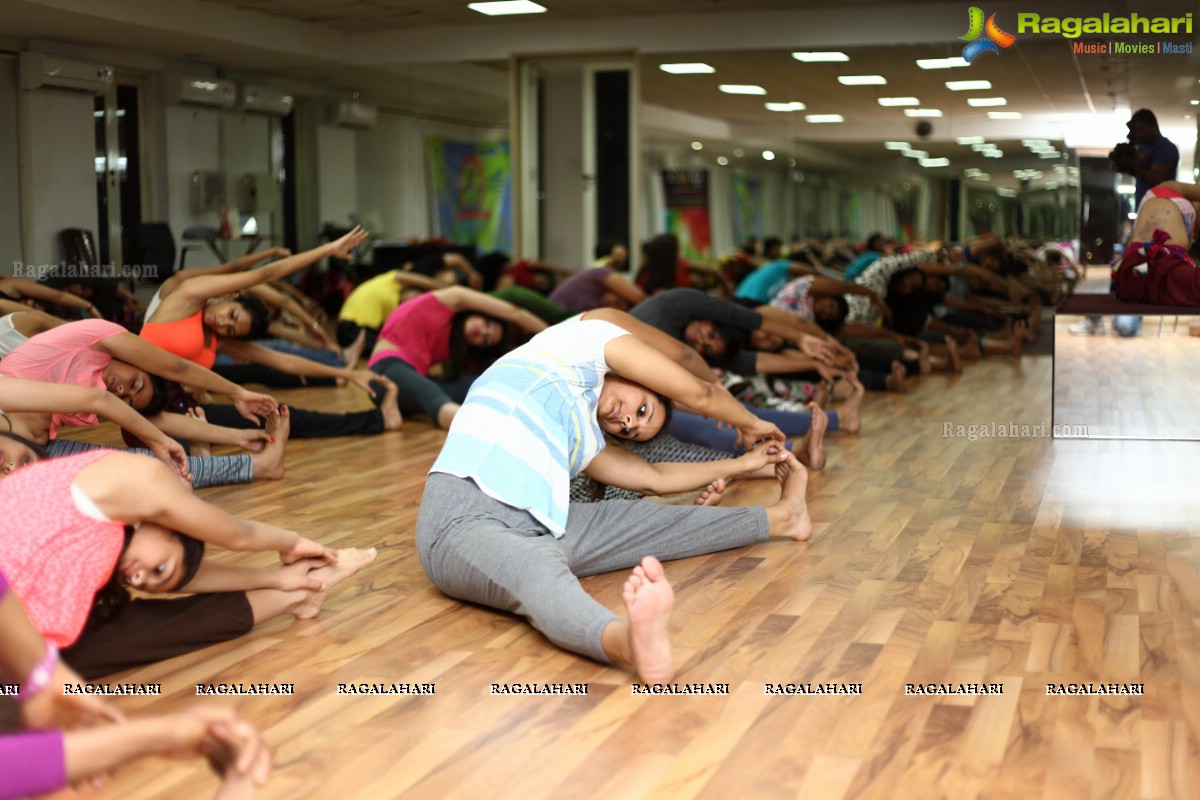 Meher Malik's Striking Belly-Wood Workshop in Hyderabad (Day 3)