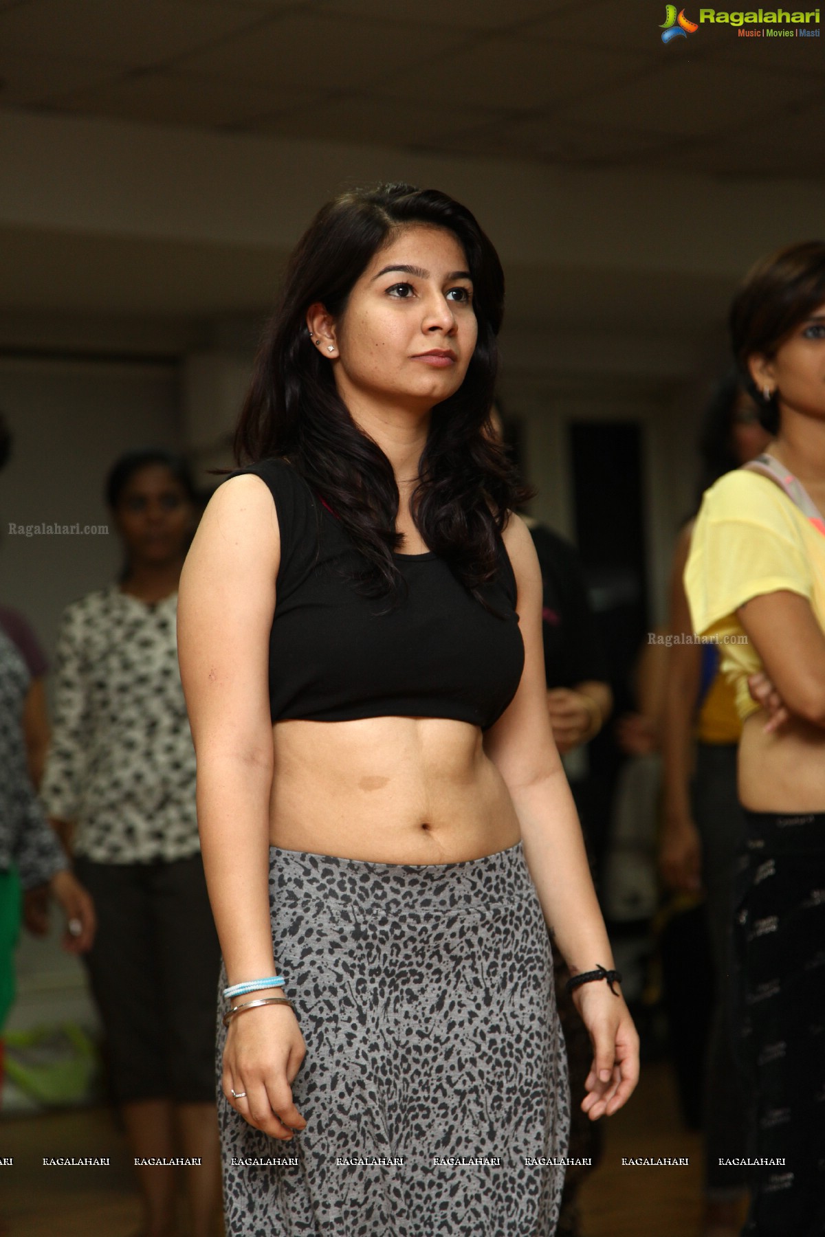 Meher Malik's Striking Belly-Wood Workshop in Hyderabad (Day 3)