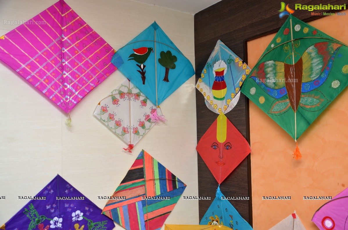 Flying Fashion on Designer Kites - Event by Instituto Design Innovation - Institute for Fashion and Interior Design