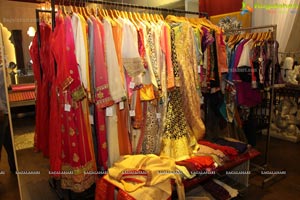 Ishita Singh Fashion Designer