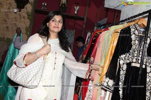 Ishita Singh Fashion Designer