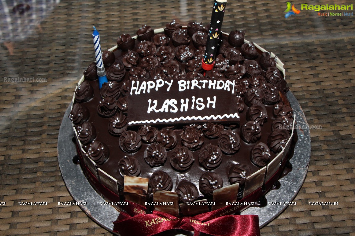 Kashish Anand Birthday Bash at Cocktails Lounge, Hyderabad
