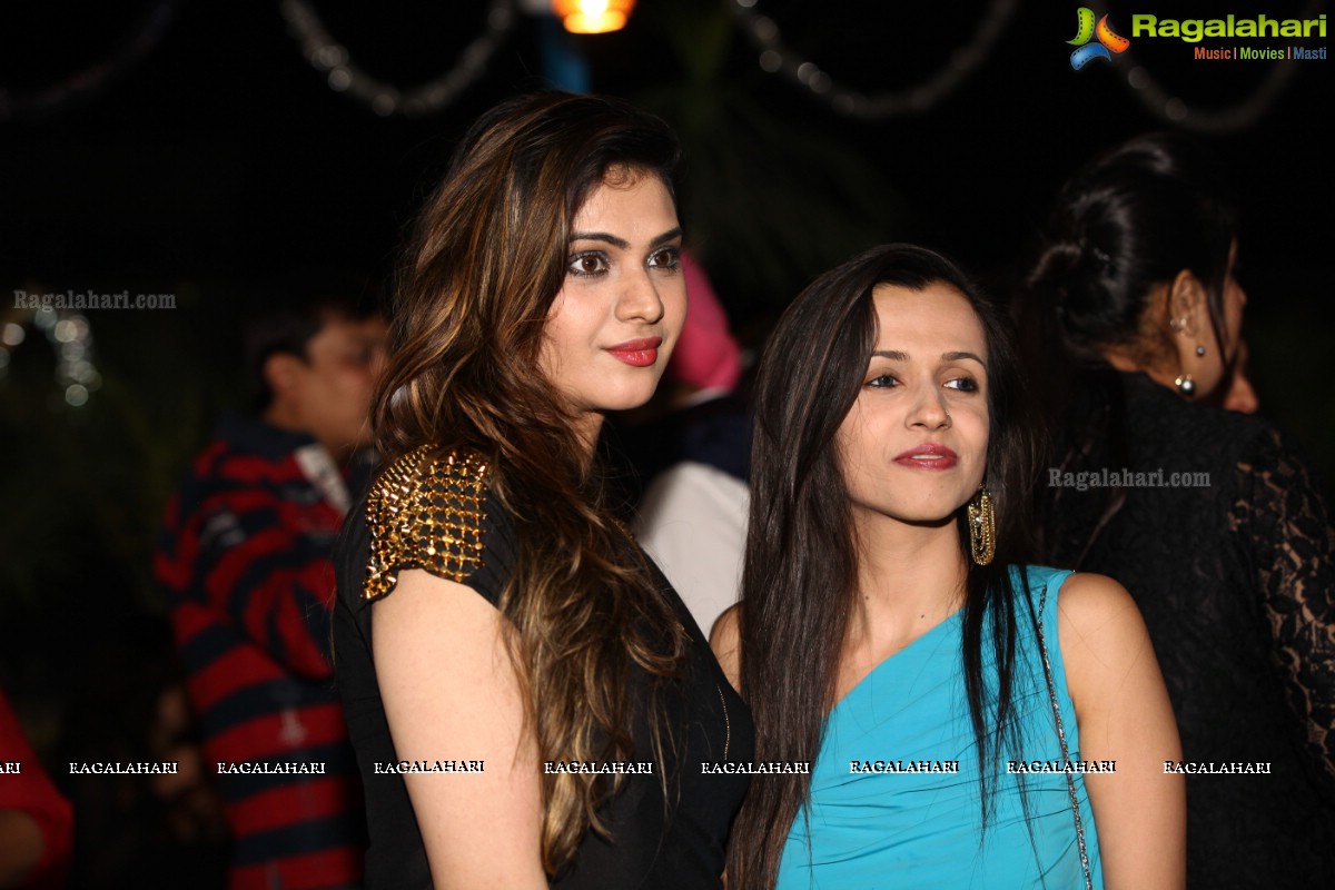 Kashish Anand Birthday Bash at Cocktails Lounge, Hyderabad