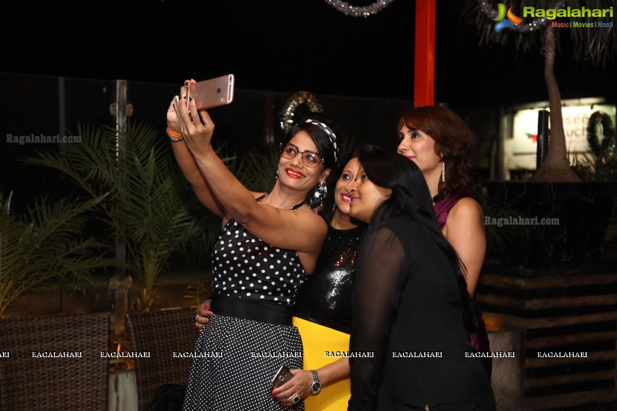 Kashish Anand Birthday Bash at Cocktails Lounge, Hyderabad