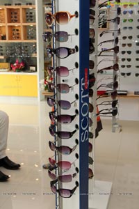 KSR World Class Optical Showroom