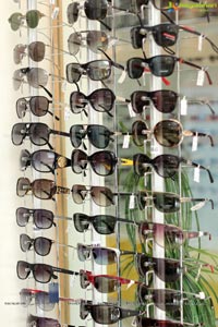 KSR World Class Optical Showroom