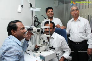 KSR World Class Optical Showroom