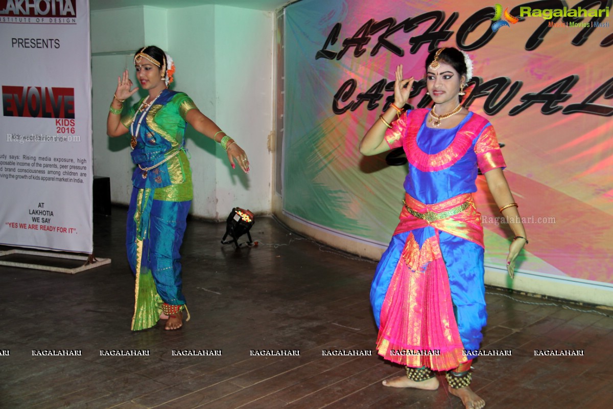 Lakhotia Carnival 2016 at Club Republic