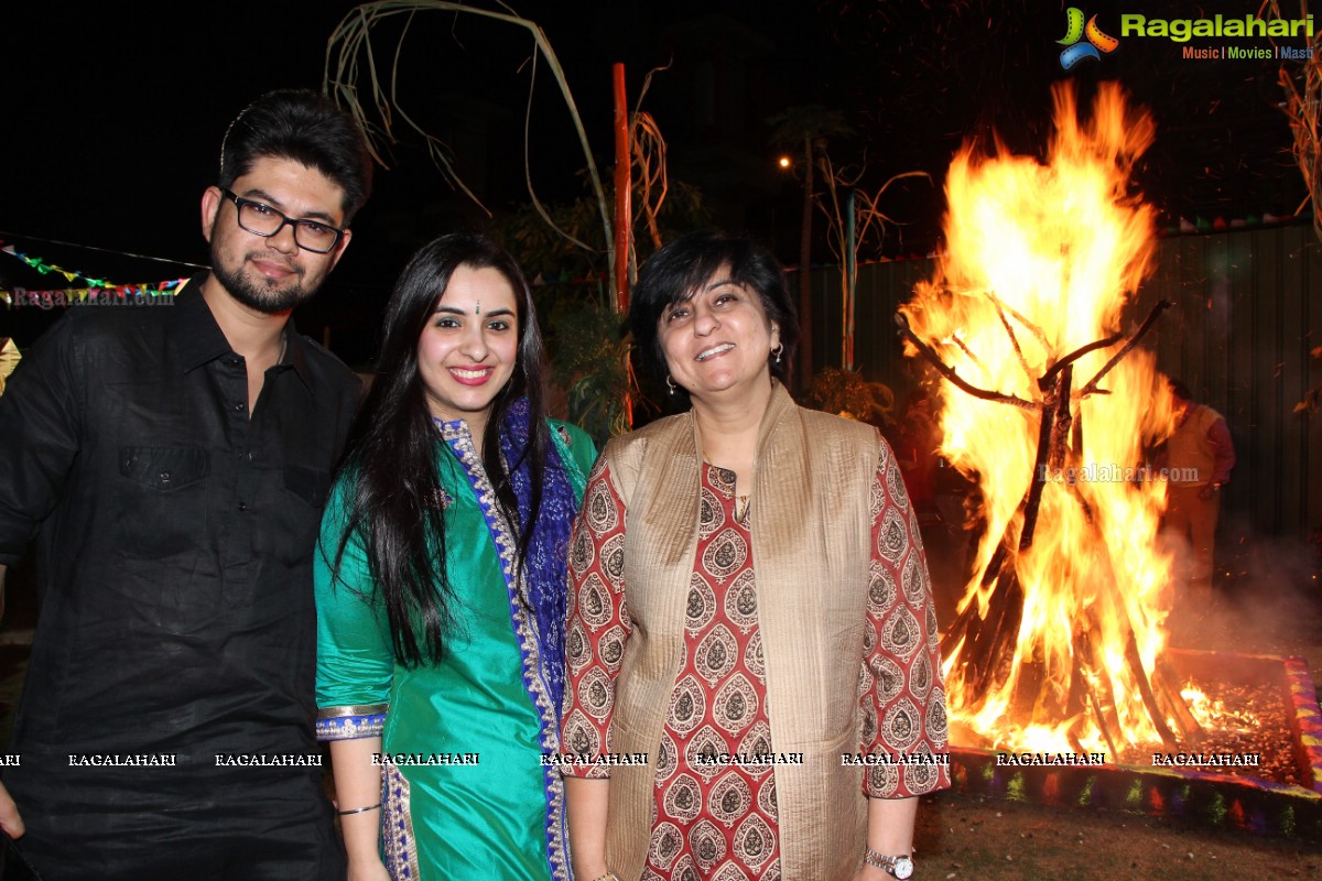 Lohri Celebrations 2016 by Punjabi Sabha Phulkari at Country Club, Hyderabad