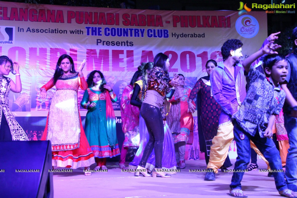 Lohri Celebrations 2016 by Punjabi Sabha Phulkari at Country Club, Hyderabad