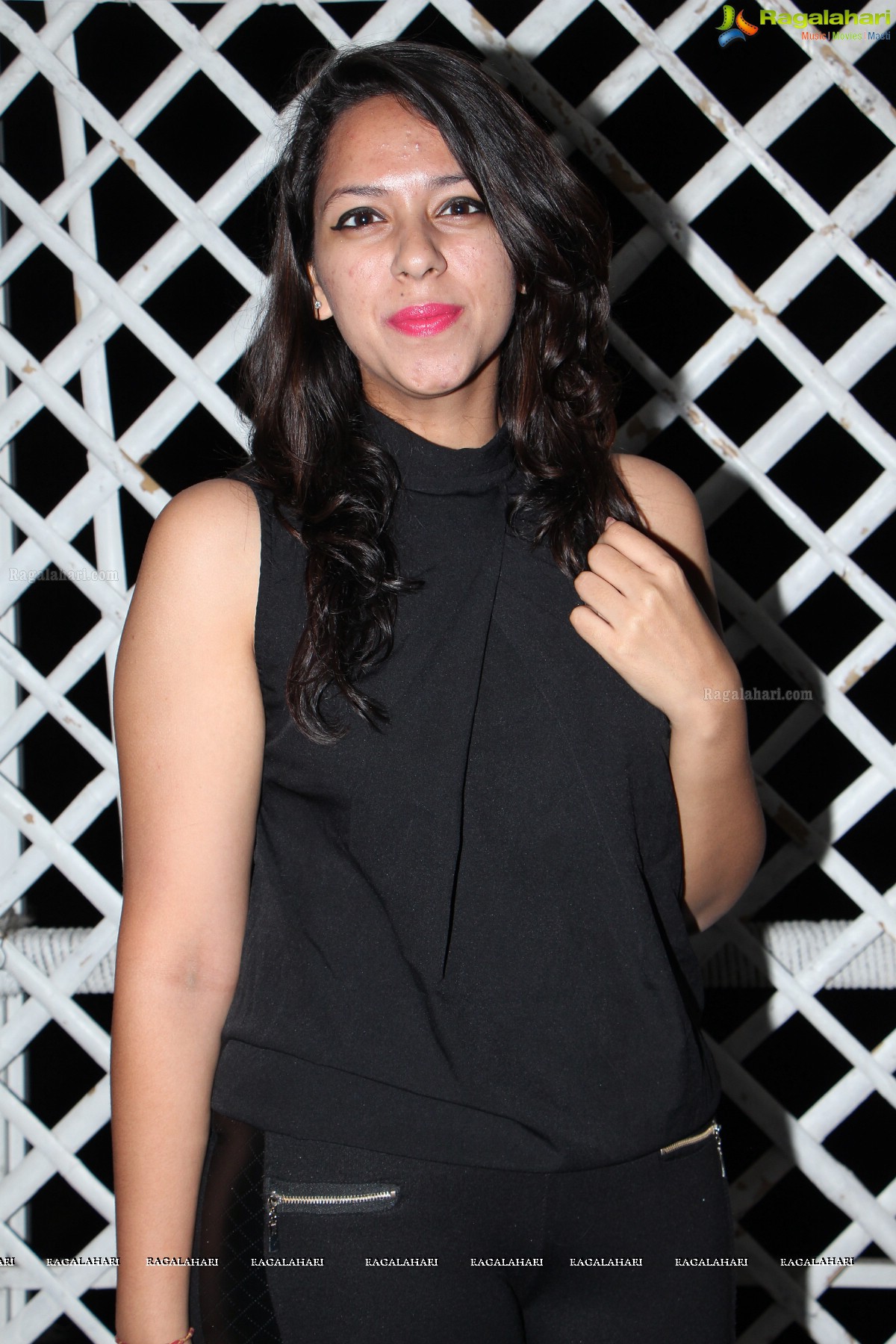 Manasa Thakur Birthday Bash at Olive Bistro, Hyderabad