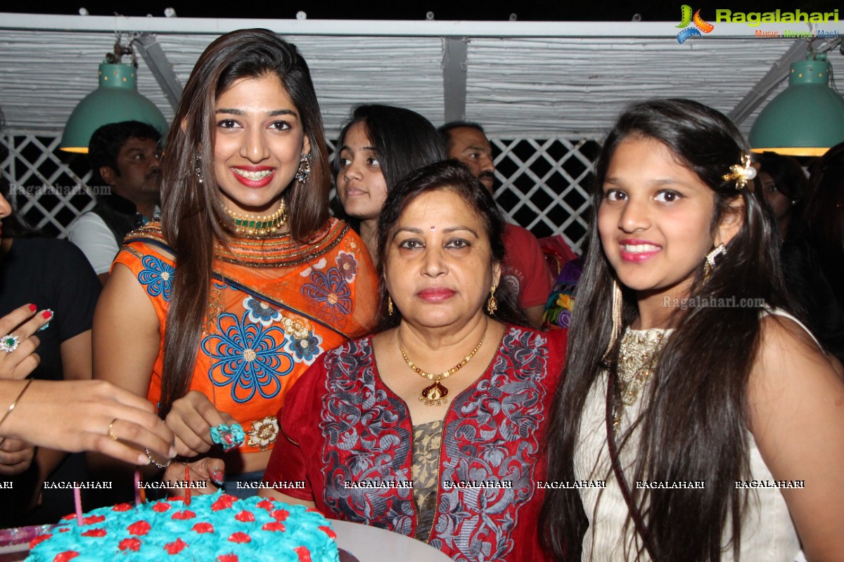 Manasa Thakur Birthday Bash at Olive Bistro, Hyderabad