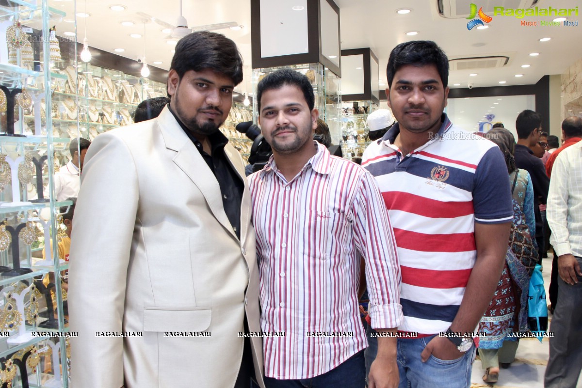 Grand Launch of Paras Jewelers Ext in Hyderabad