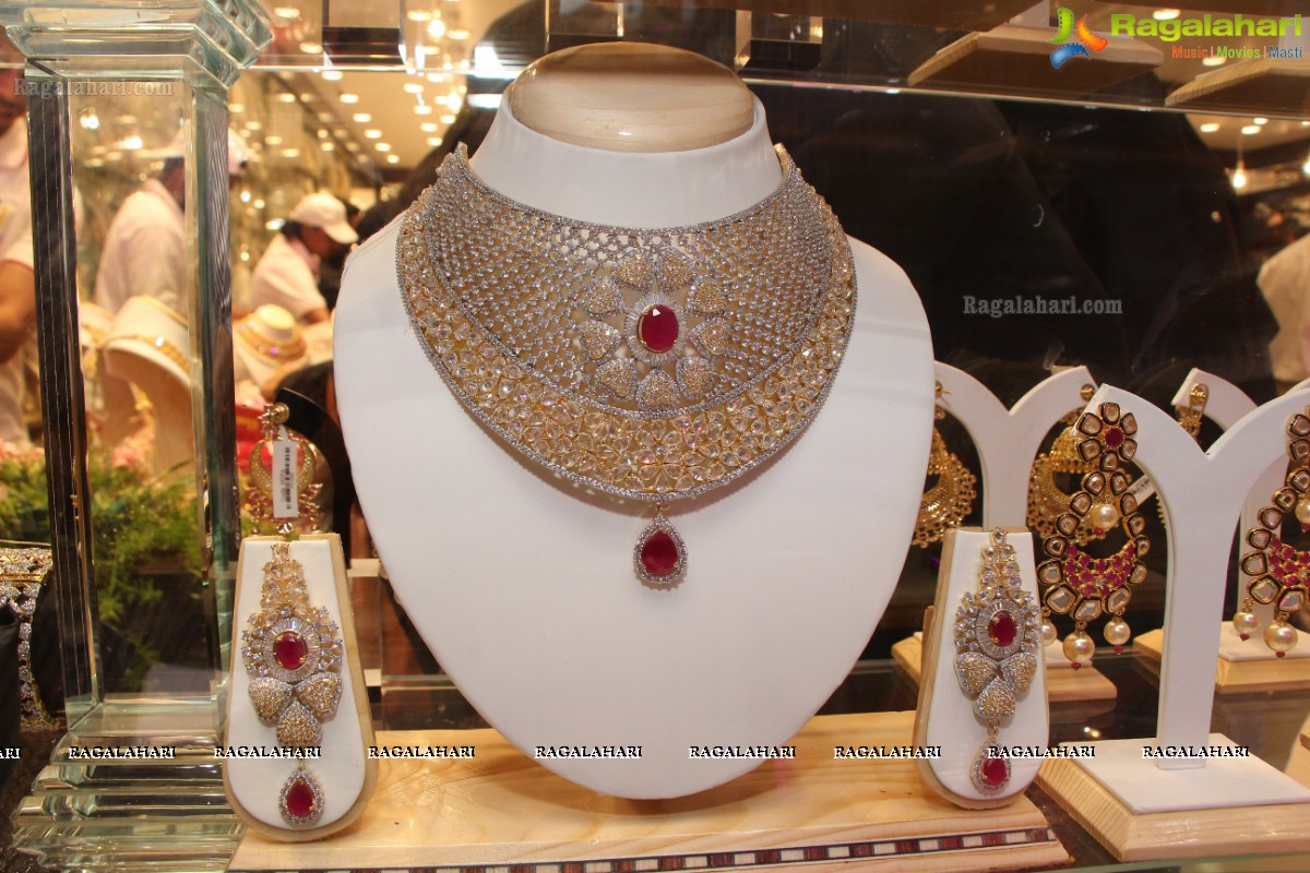 Grand Launch of Paras Jewelers Ext in Hyderabad