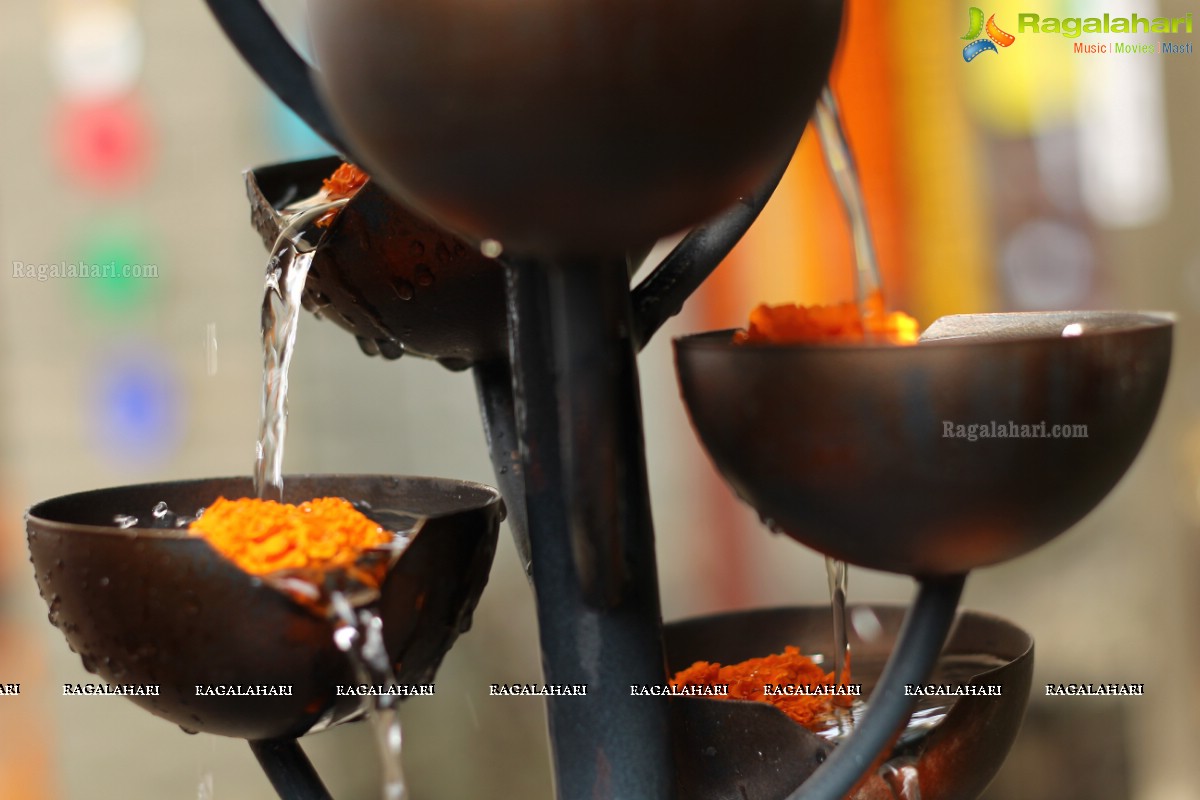 Pre-Sankranthi Bash by Divya Reddy and Manju Gamji at Fire Water, Hyderabad