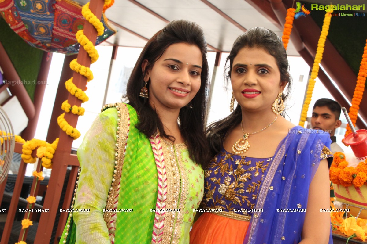 Pre-Sankranthi Bash by Divya Reddy and Manju Gamji at Fire Water, Hyderabad