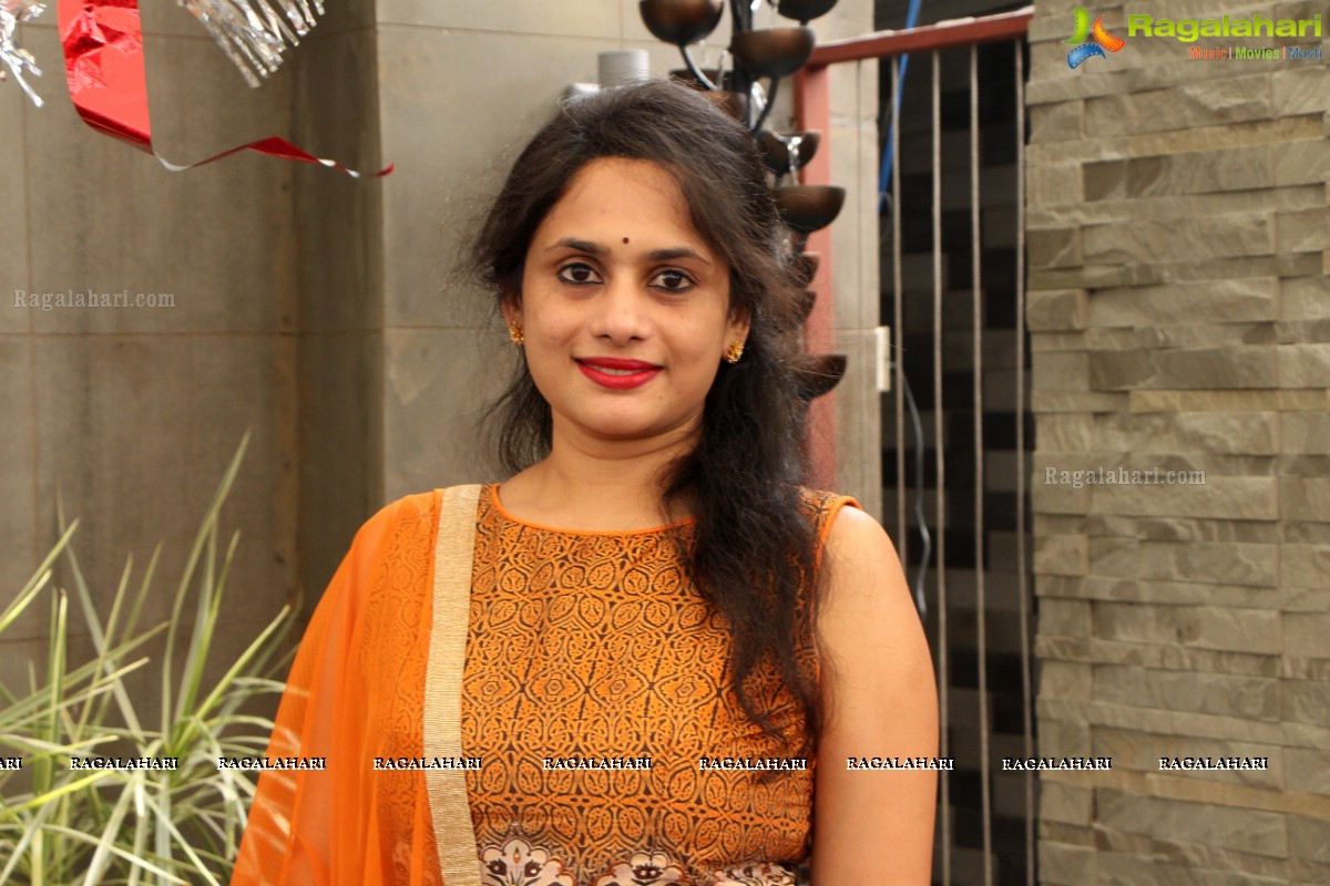 Pre-Sankranthi Bash by Divya Reddy and Manju Gamji at Fire Water, Hyderabad