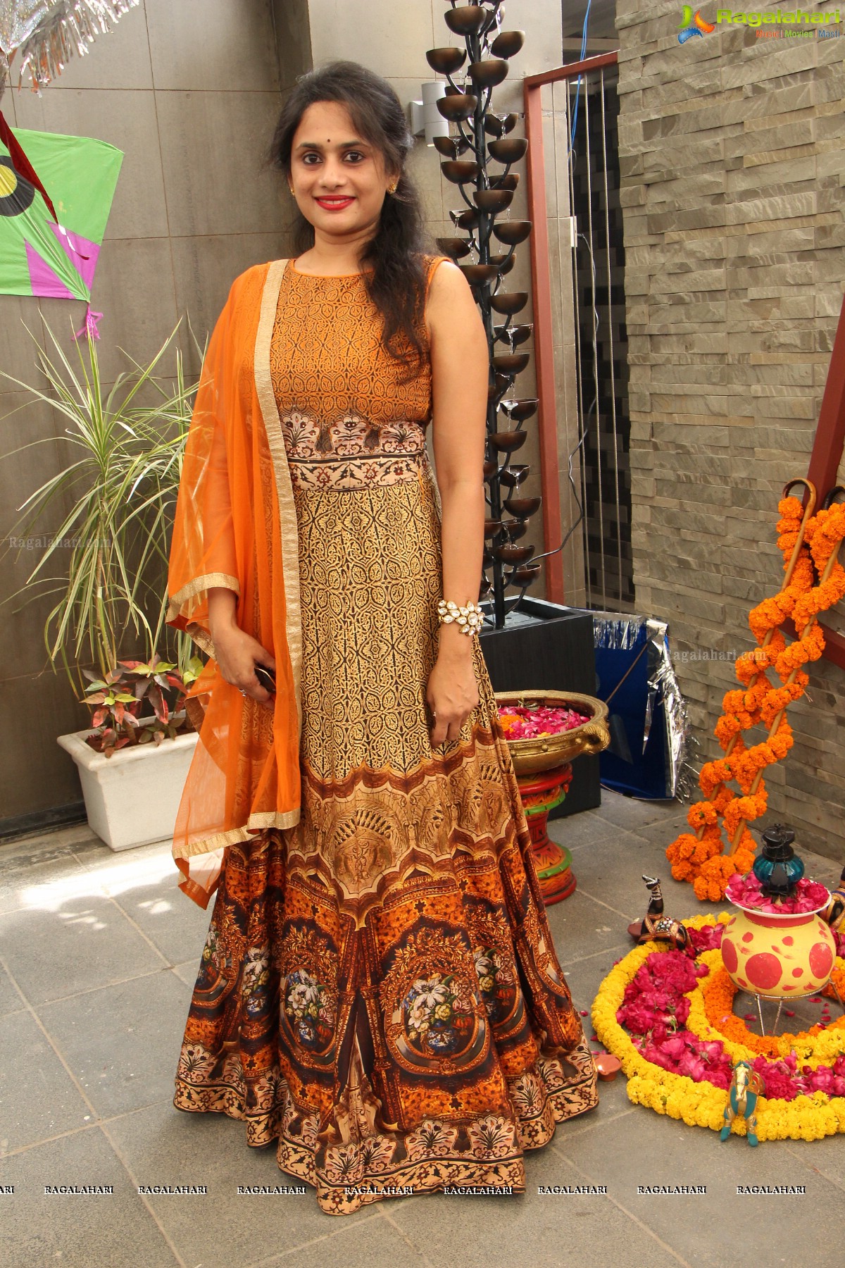 Pre-Sankranthi Bash by Divya Reddy and Manju Gamji at Fire Water, Hyderabad