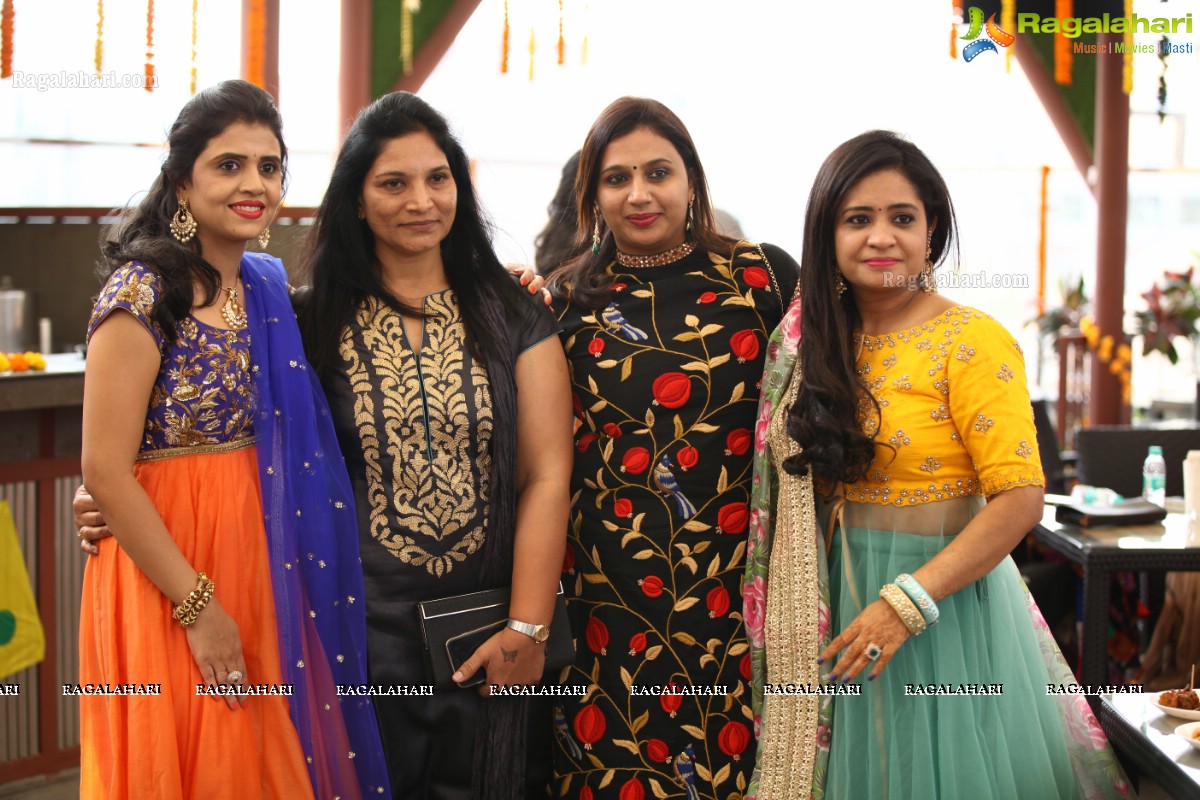 Pre-Sankranthi Bash by Divya Reddy and Manju Gamji at Fire Water, Hyderabad