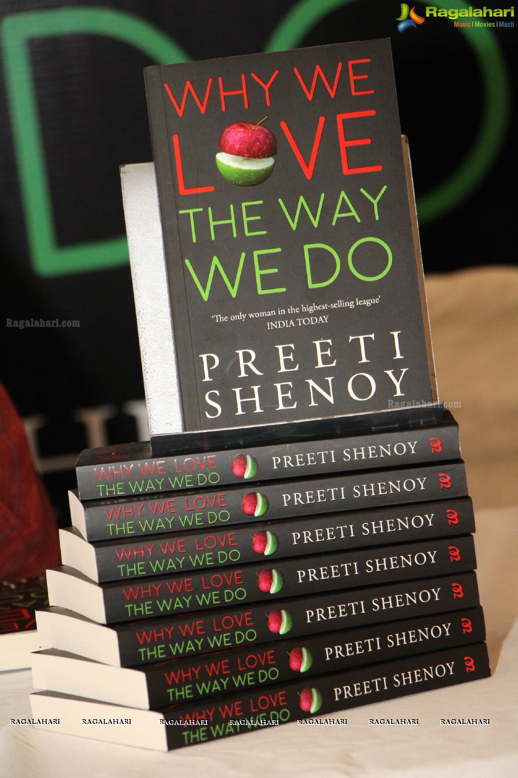 Why Love the Way We Do Book Launch by Preeti Shenoy in Hyderabad