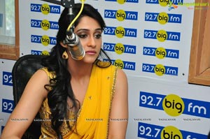 Regina Cassandra 92.7 BIG FM