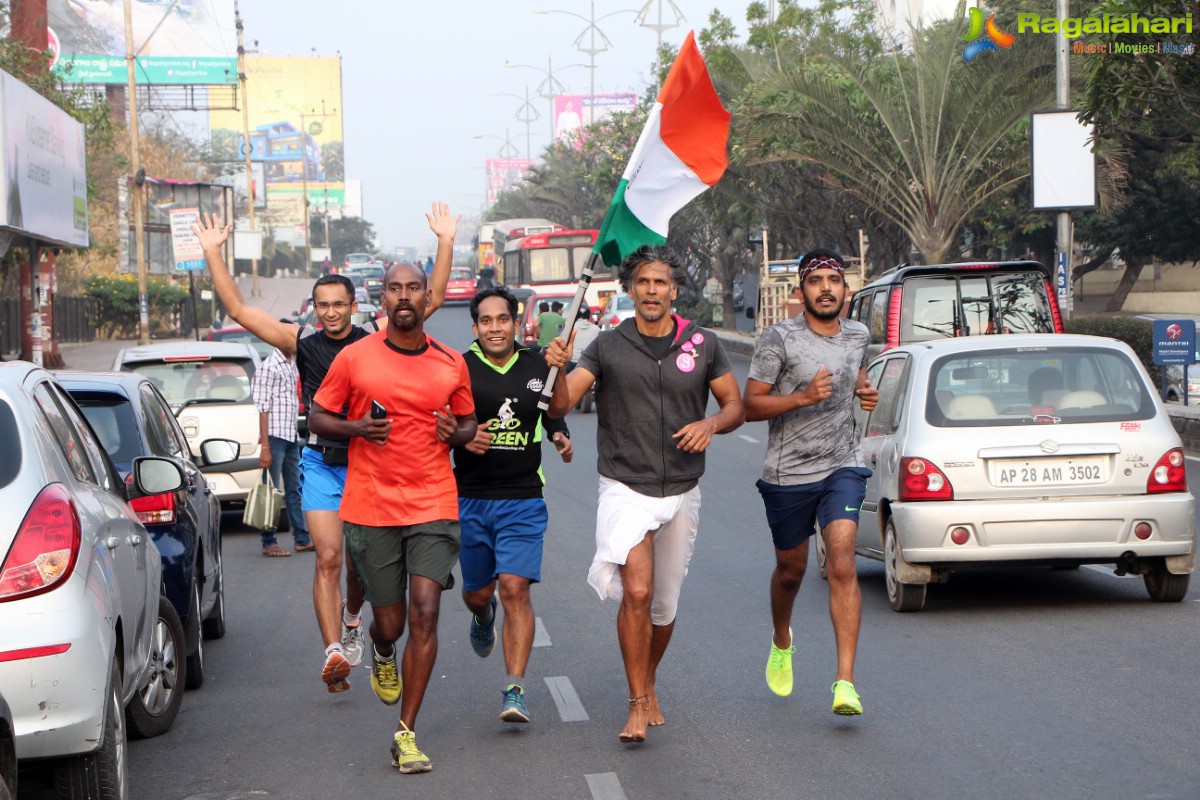 Republic of Pink Run celebrates Pinkathon Hyderabad with Milind Soman