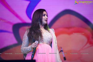 Shreya Ghoshal Music Concert Photos