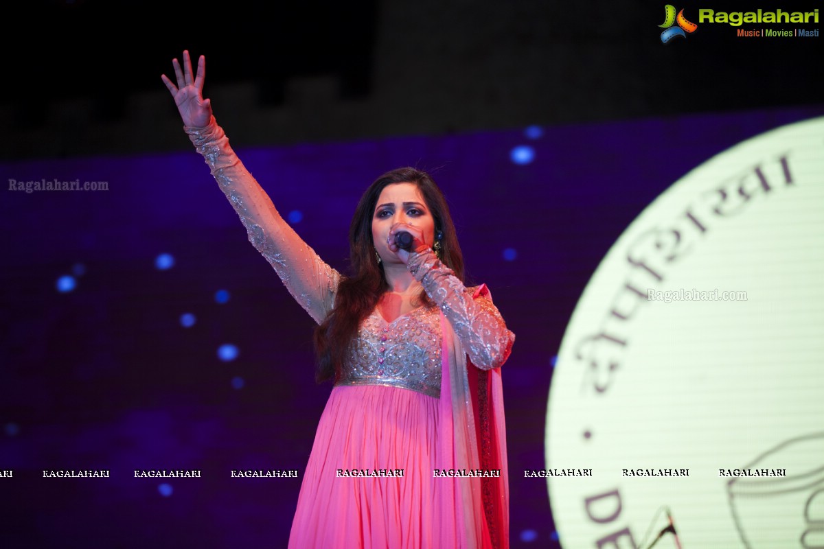 Shreya Ghoshal-Live In Concert by Deepshikha Mahila Club at Fort Grand, Hyderabad