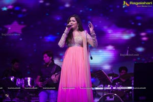 Shreya Ghoshal Music Concert Photos