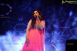 Shreya Ghoshal Music Concert Photos