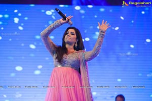 Shreya Ghoshal Music Concert Photos