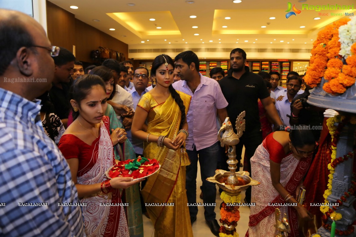 Shriya launches VRK Silks at Warangal