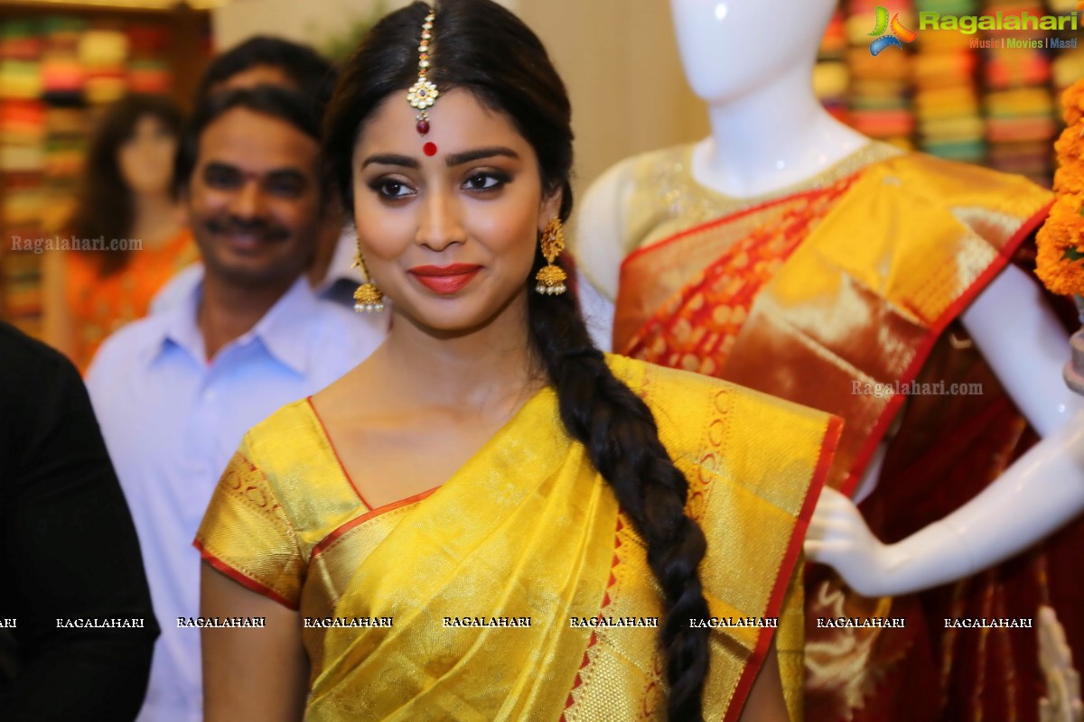 Shriya launches VRK Silks at Warangal