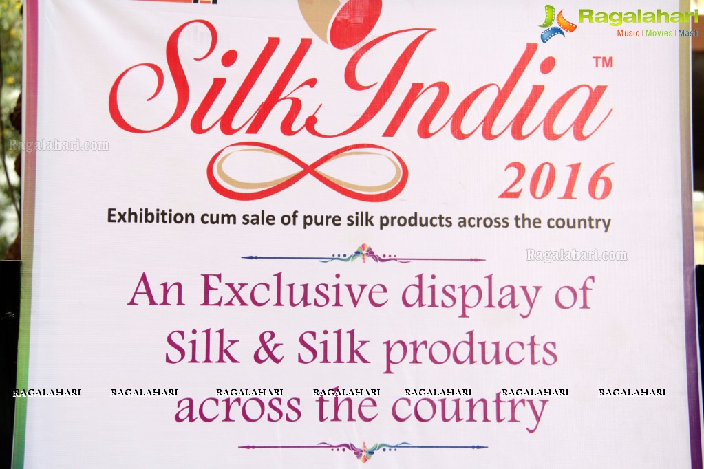 Leela Tata inaugurates Silk India Expo 2016, Hyderabad 