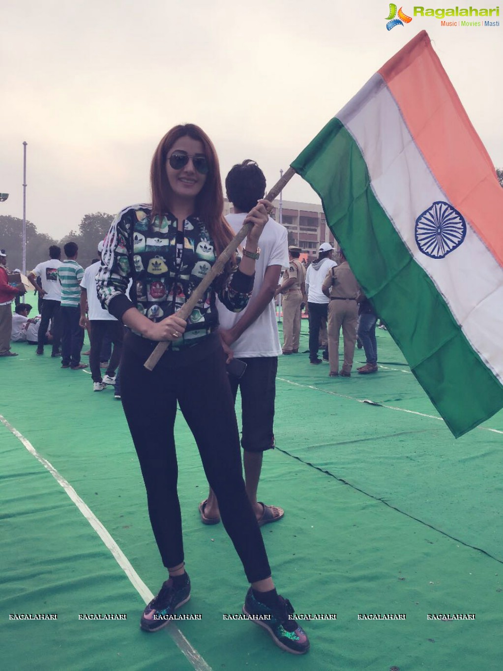 Sonia Mann joined Mini Marathon - 5k Run for Clean India