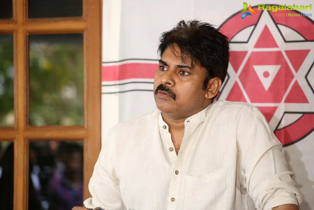 Pawan Kalyan Press Meet on AP Special Status