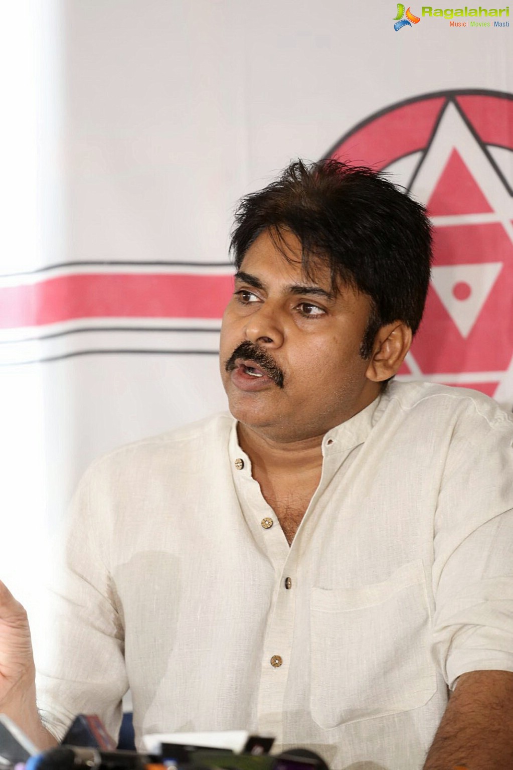 Pawan Kalyan Press Meet on AP Special Status