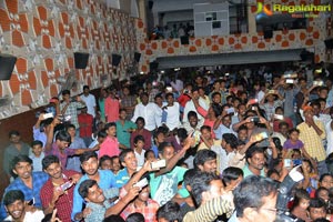 Shatamanam Bhavati Success tour at Inox theater, Kurnool