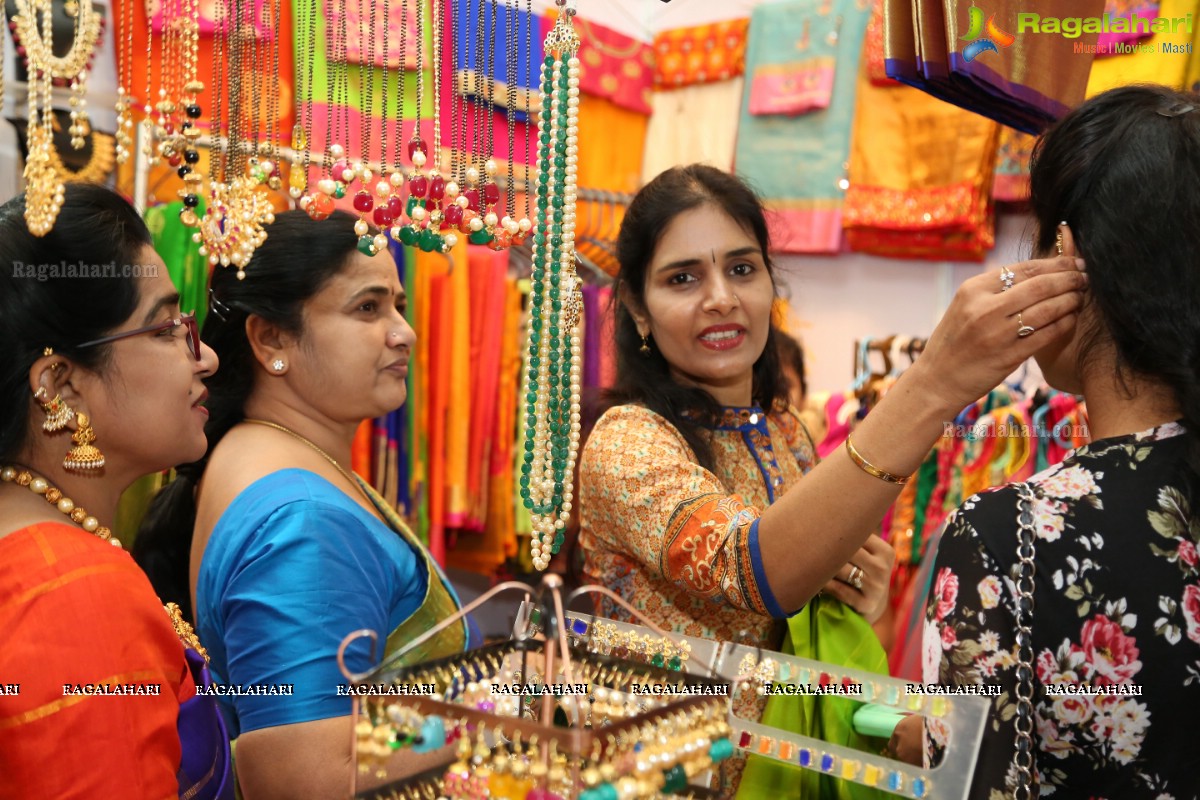 Priyanka Pallavi inaugurates Akritti Elite Exhibition at Taj Deccan, Hyderabad