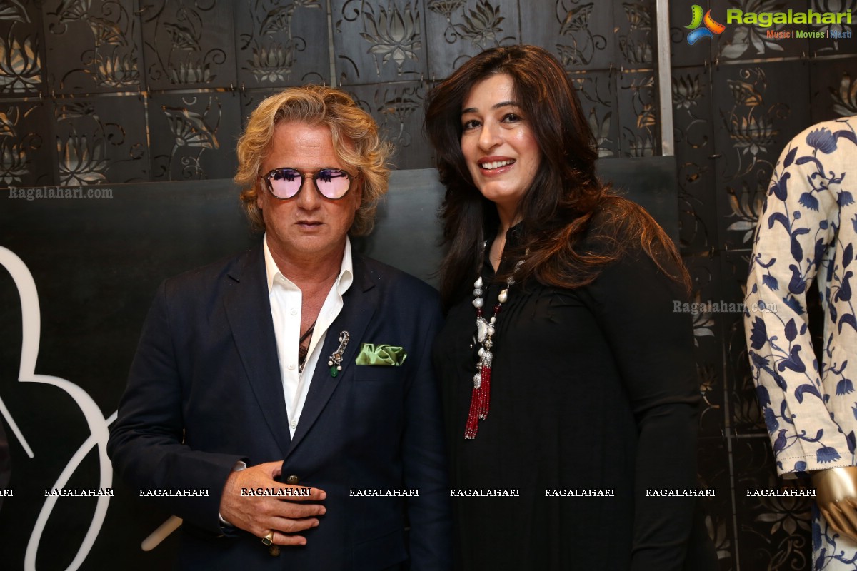 Store Inauguration by Rohit Bal in Angasutra, Hyderabad