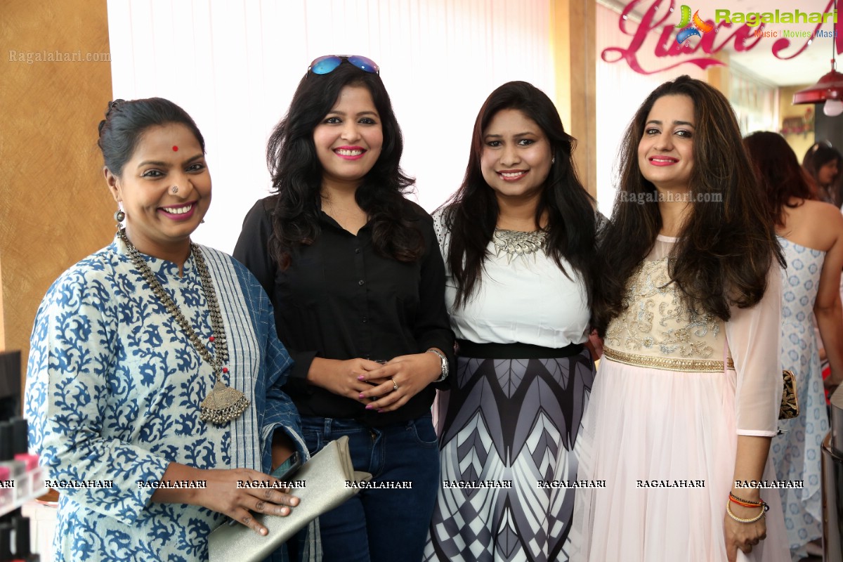 Grand Launch of Luxe Nails & Ice-Cream Kitty