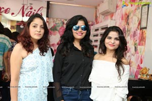 Grand Launch of Luxe Nails & Ice-Cream Kitty